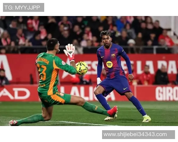 皇马逆袭巴萨登顶西甲榜首，梅西两轮未进球压力随之加大